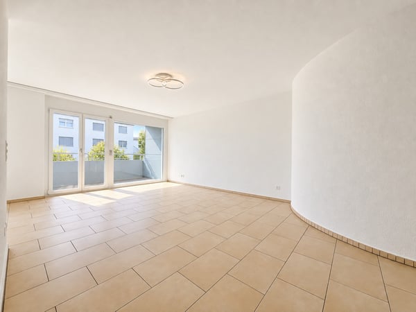 App.  2.5 pièces 1-er étage / 2.5-Zimmerwohnung 1. OG 4