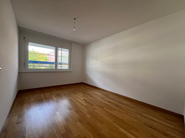 1.5-Zimmerwohnung im Hochparterre / App.  1.5 pièces rez-de-chaussée 8