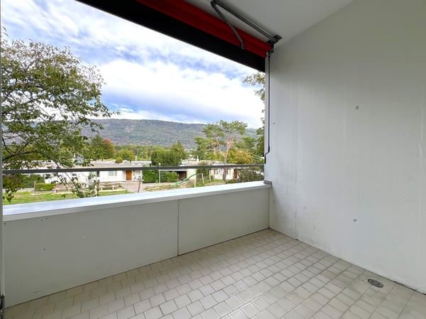 2.5-Zimmerwohnung mit Blick gegen den Jura 8