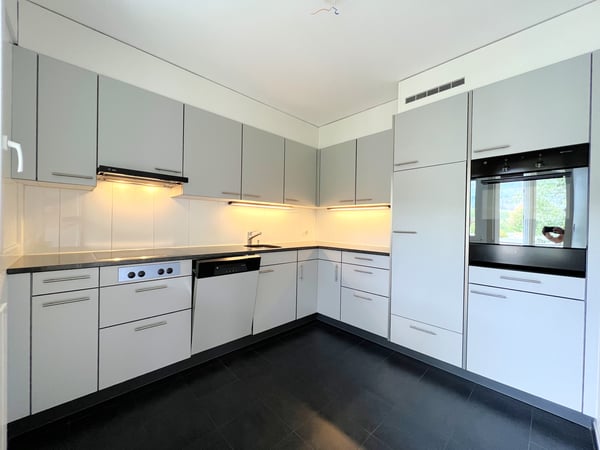 2.5-Zimmerwohnung mit Blick gegen den Jura 2