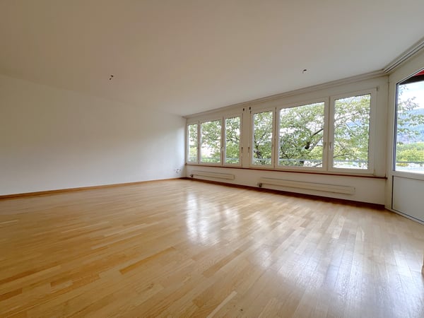 2.5-Zimmerwohnung mit Blick gegen den Jura 3