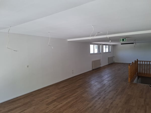 Local commercial sur deux étages 8