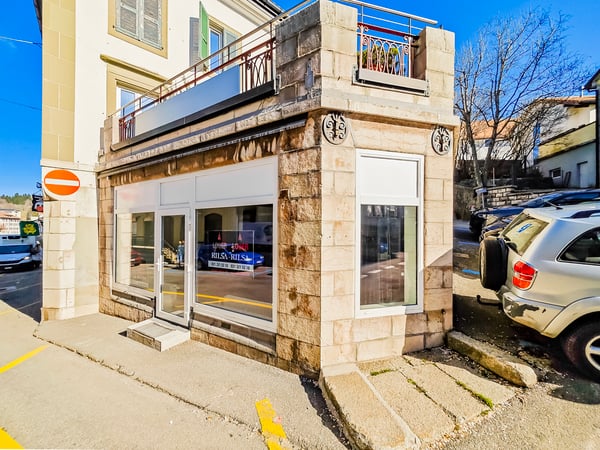 LOCAL COMMERCIAL POUR UN RESTAURANT OU SNACK/BAR 2