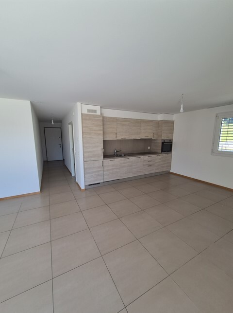 Appartement de 3.5 pièces rénové au 2ème étage 2