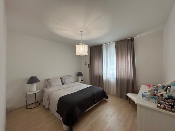 Appartement moderne de 3.5 pièces au 1er étage avec vue sur le lac 3
