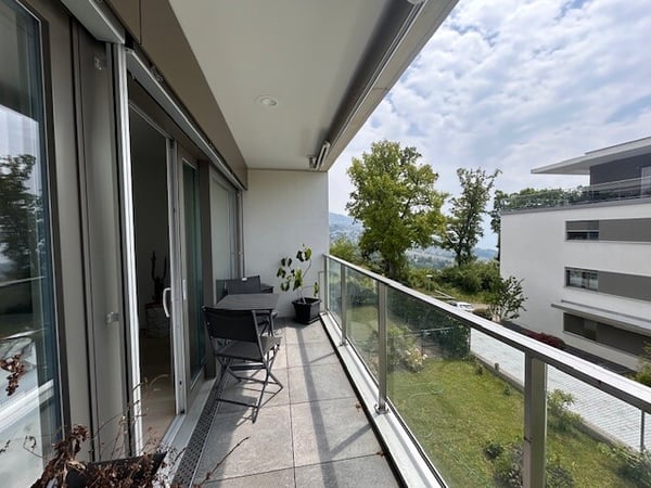 Appartement moderne de 3.5 pièces au 1er étage avec vue sur le lac 10