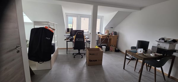 Studio moderne au 2ème étage 3