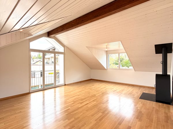 Splendide appartement de 5.5 pièces sous les combles 1