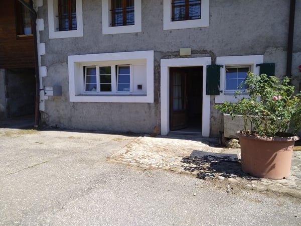 2.5 pièces spacieux au rez-de-chaussée 11