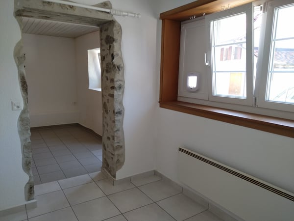 2.5 pièces spacieux au rez-de-chaussée 3