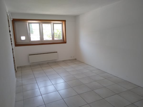 2.5 pièces spacieux au rez-de-chaussée 5