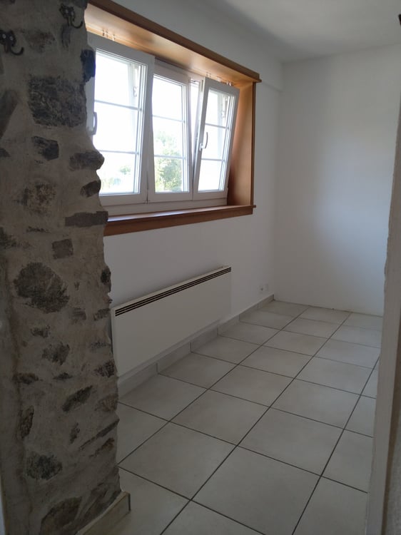 2.5 pièces spacieux au rez-de-chaussée 4