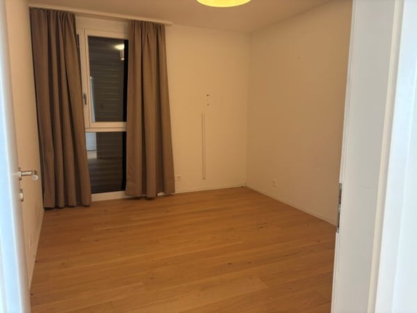 Bel appartement de 3.5 pces avec belle vue lac et montagnes 9