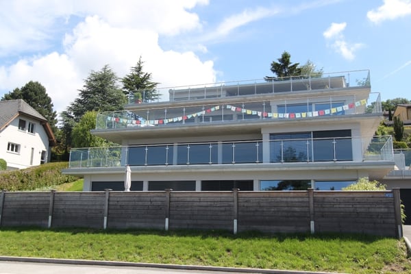 4.5 pces vue sur le lac, proche autoroute et transports publics 1