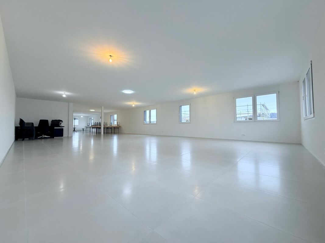 Administrative/Office 4 rooms 200 m2 in Corcelles-près-Payerne