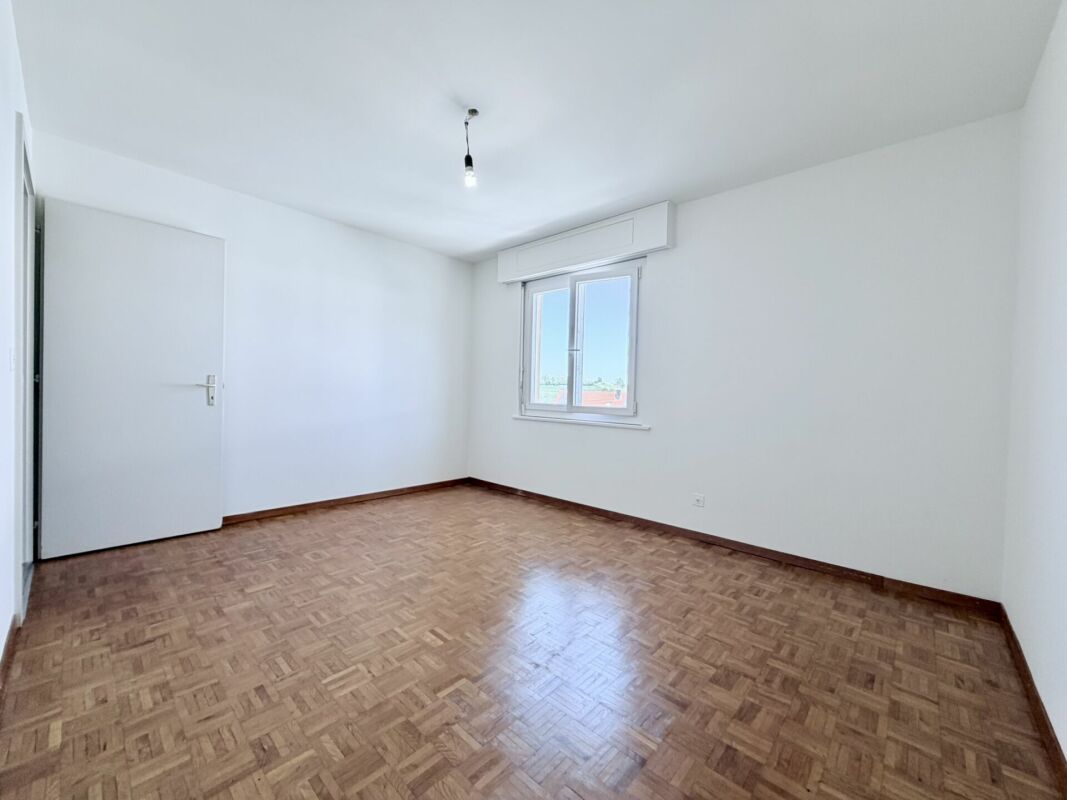 Appartement de rendement 4.5 pcs en attique 110m2