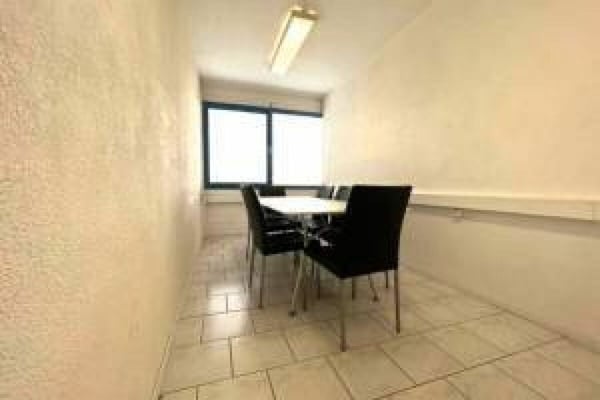 Administratif/Bureau 6 pièces 200 m2 à Kerzers 5