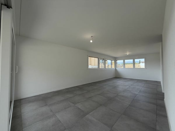 Erste Monatsmiete geschenkt ! 3,5-Zimmer-Wohnung im Erdgeschoss in Siselen 4