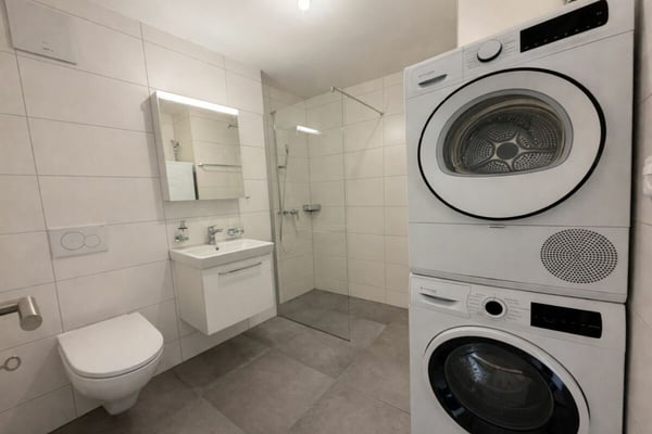 Erste Monatsmiete geschenkt ! 3,5-Zimmer-Duplexwohnung in Siselen 9