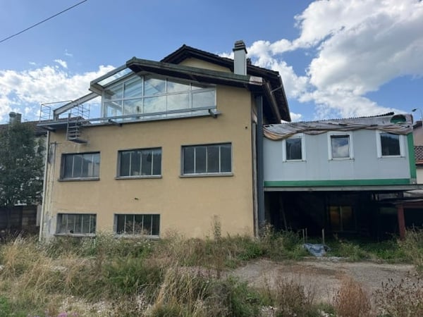 Immeuble mixte résidentiel et commercial 2314 La Sagne/NE 4
