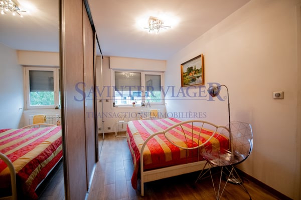 Très bel appartement avec terrasse sur le toit et vue à 360. 9