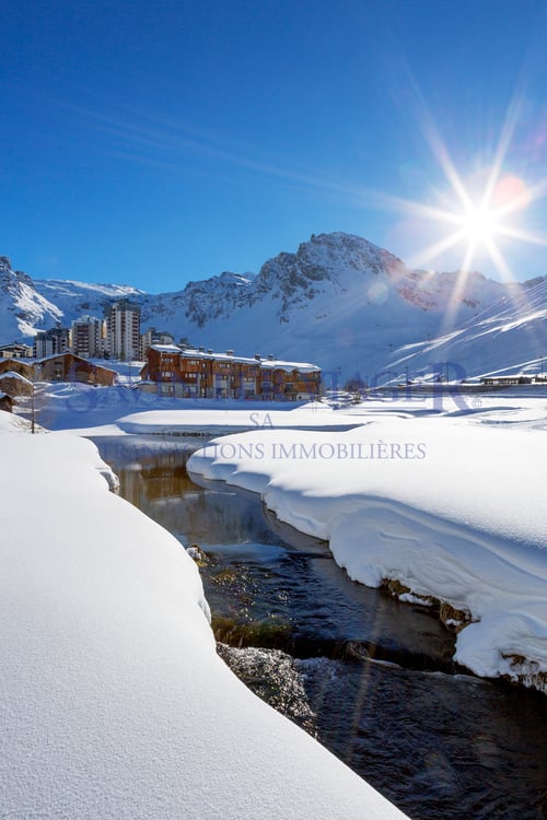 Propriété à 15 minutes des pistes, vue panoramique. Vente à Terme. 1