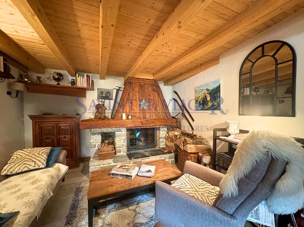 Propriété à 15 minutes des pistes, vue panoramique. Vente à Terme. 3