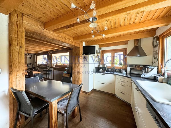 Propriété à 15 minutes des pistes, vue panoramique. Vente à Terme. 8