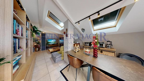 Attique T5 en duplex avec grandes terrasses et 2 garages - Bonneville 1