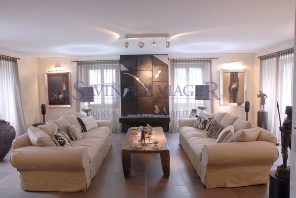 Maison 890 m² habitables, 12+ pièces, terrain 4'300 m² - Transformable en 3 appartements - Montricher (VD) 1