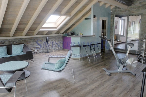 Maison 890 m² habitables, 12+ pièces, terrain 4'300 m² - Transformable en 3 appartements - Montricher (VD) 10