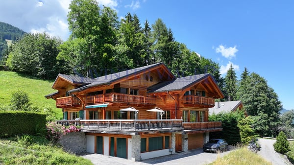 Champéry, Chalet d'Exception de 450 m2 habitables - Viager occupé 2