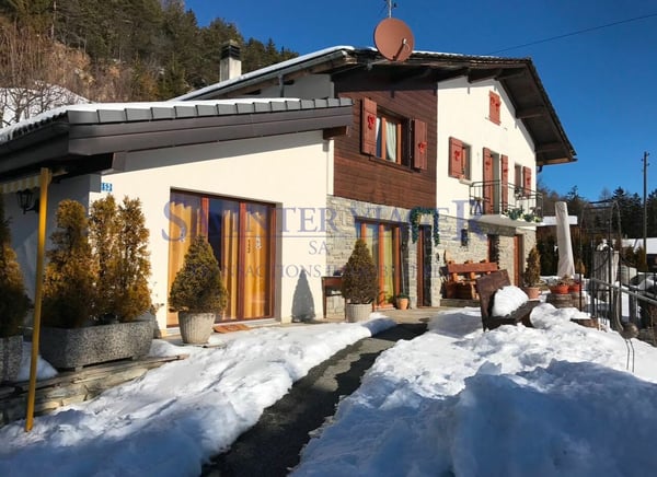 Savièse, Chalet rustique avec une magnifique vue - Viager occupé 1