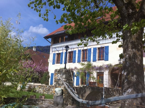 Fontaines-sur-Grandson, Magnifique maison de Village - Vente à terme