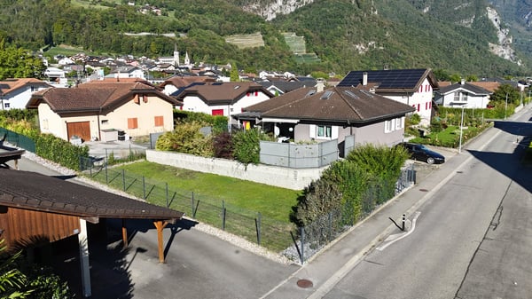 Maison individuelle spacieuse avec vue sur les montagnes à Vionnaz