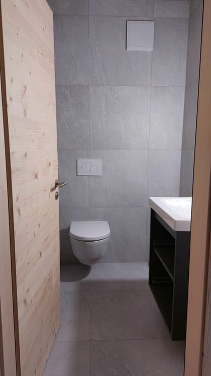 Superbes surfaces commerciales design et neuves à 2 pas de la gare en pleine expansion 5