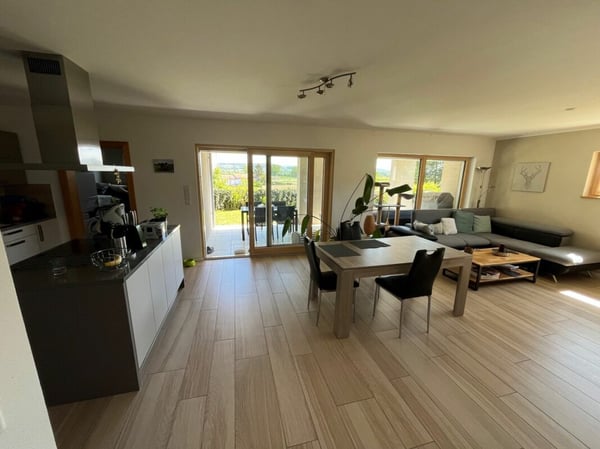 Magnifique appartement lumineux avec jardin à St-Aubin FR