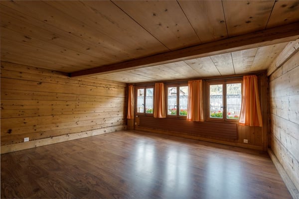 Au coeur du village avec une belle histoire et un gros potentiel 10