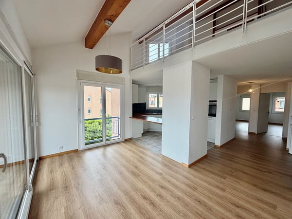 Grand duplex en attique de 5 chambres 6
