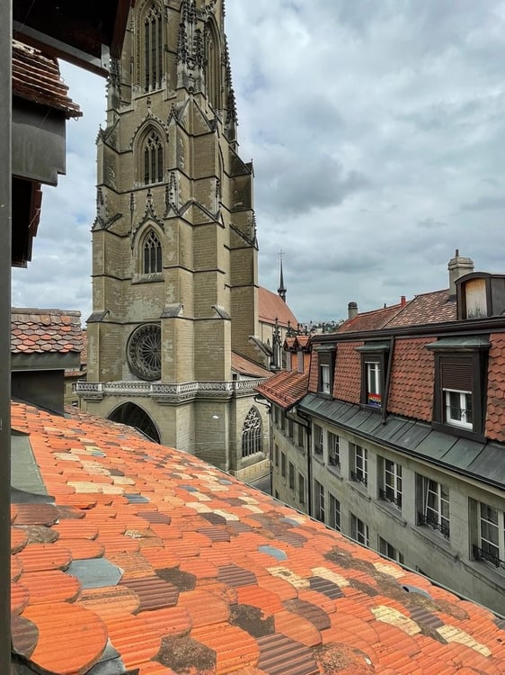 FRIBOURG (quartier du Bourg) - 2.5 pièces au 4ème étage 6