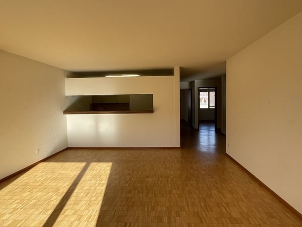 BÖSINGEN (FR) - 1.5 Zimmerwohnung im 1. Stock 4