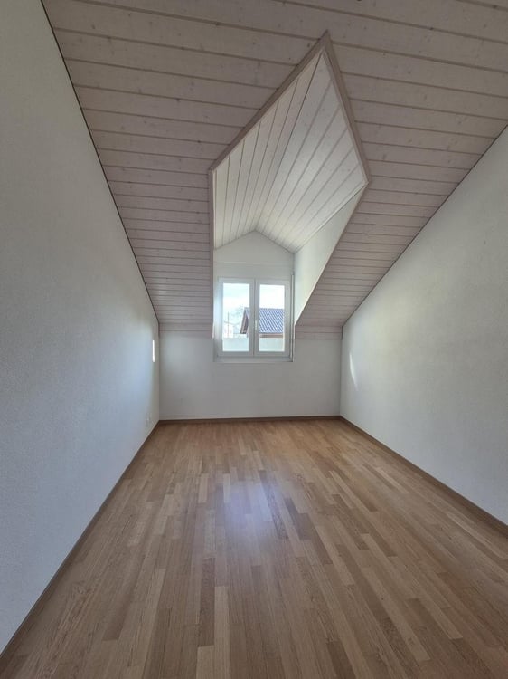 MENIERES (FR) - 1.5 pièces au 1er étage 8