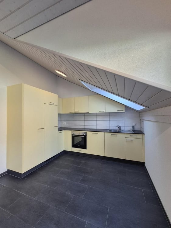 MENIERES (FR) - 1.5 pièces au 1er étage 2