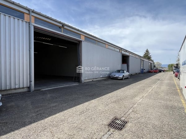 CORCELLES-PRES-PAYERNE (VD) - Surface industrielle à louer 1