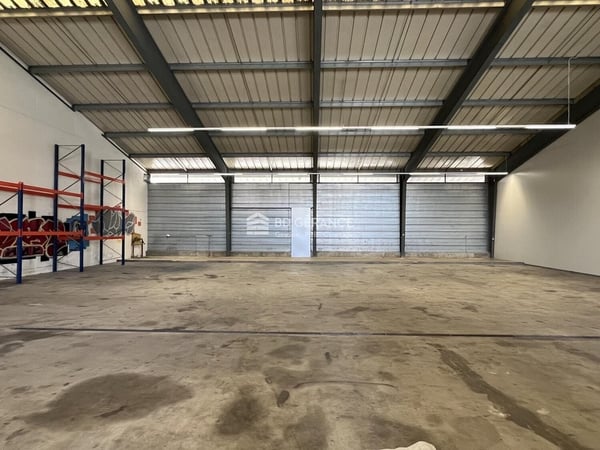CORCELLES-PRES-PAYERNE (VD) - Surface industrielle à louer 2