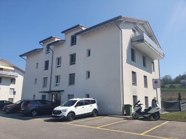 DOMDIDIER - Parking extérieur à louer 11