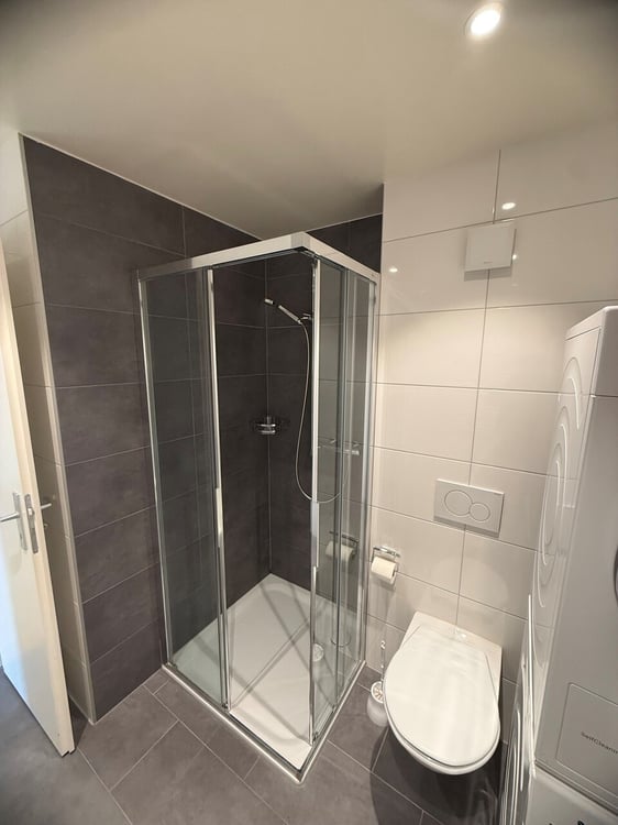 Luxueux appartement neuf avec vue imprenable sur le lac 3