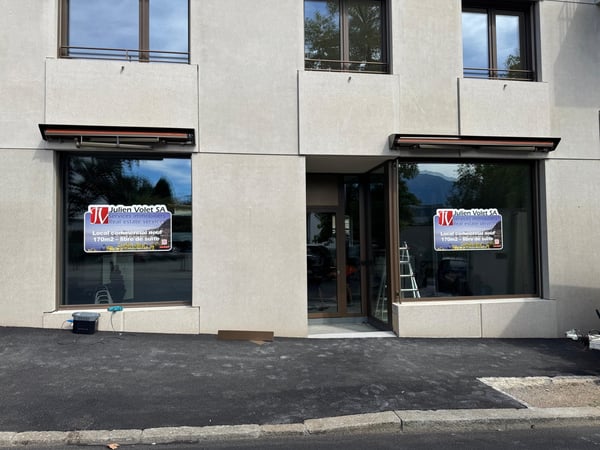 Surface commerciale au rez-de-chaussée 2