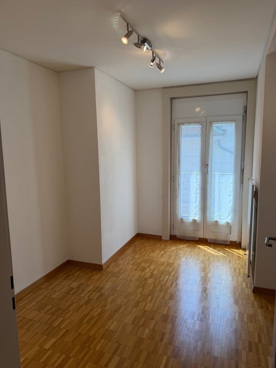 Appartement de 3 pièces au centre-ville de Montreux 6