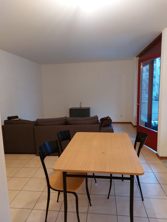 Habitat de 2.0 pièces au 1er étage 5
